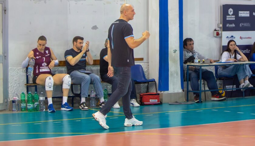 Santoro Creative Hub, ecco il calendario: esordio casalingo contro il Volley San Lucido