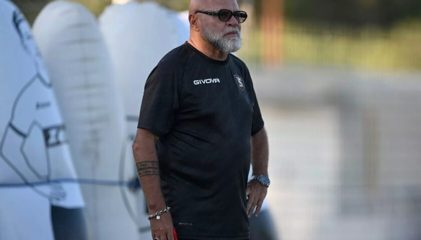 Salernitana, Cosmi: “Soddisfatto degli ultimi arrivi, ora tocca a noi ma occhio al Sorrento che venderà cara la pelle”