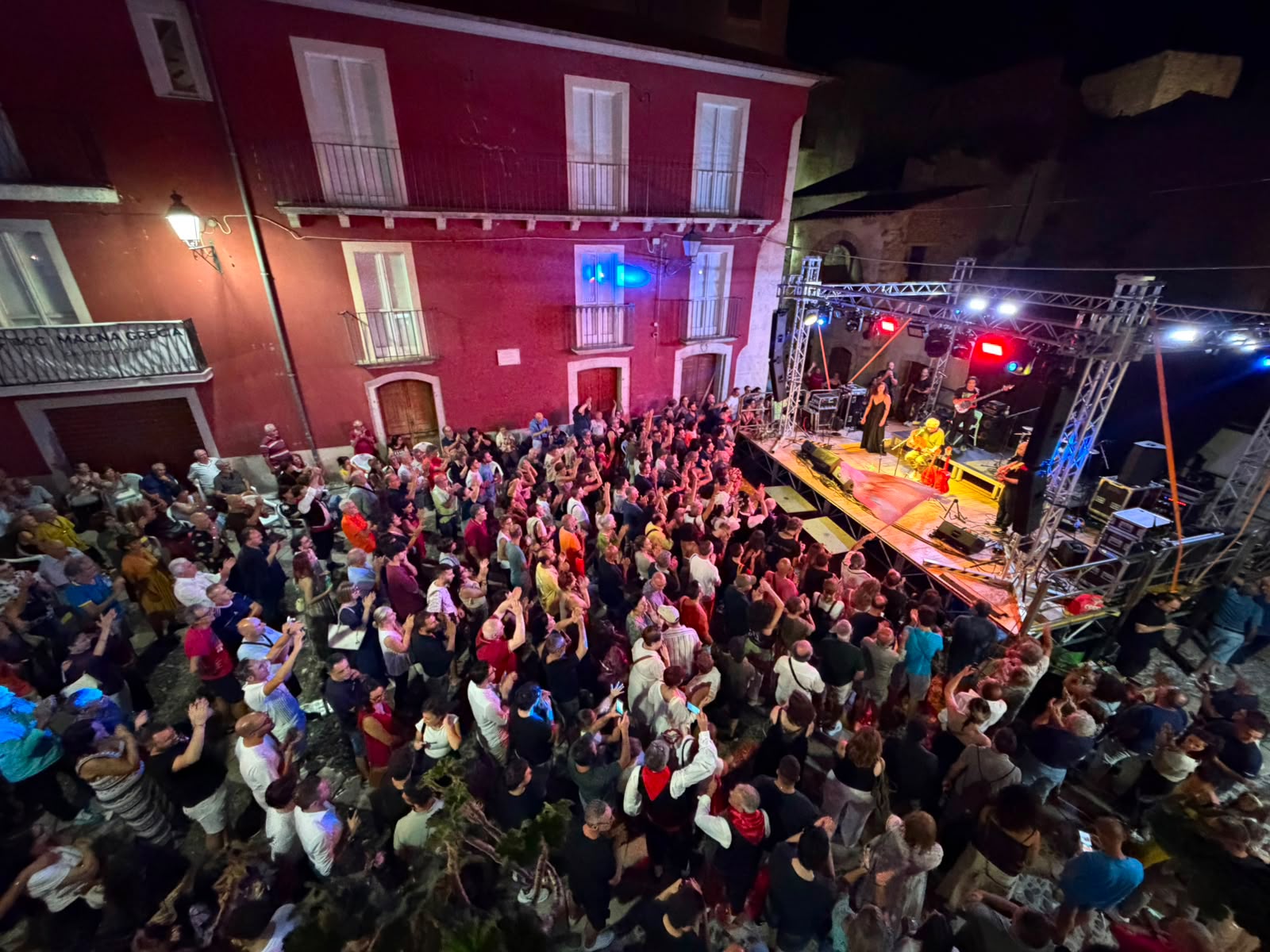 Festival della pasta fatta a mano a Buccino, visitatori e attività per bambini nel centro storico