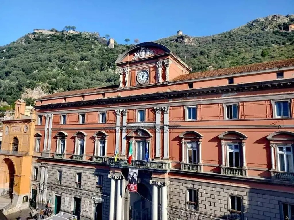 Ex sindaco di Sarno presenta ricorso al Tar per annullare scioglimento del consiglio comunale