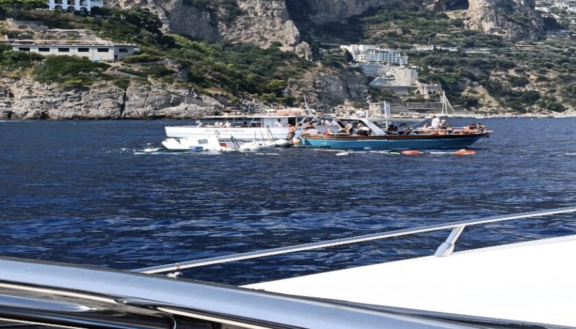 Gozzo affonda in Costiera Amalfitana: occupanti soccorsi da altri natanti