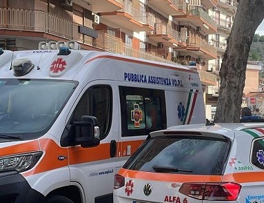 Pontecagnano: 50enne aggredita da due cani Corso