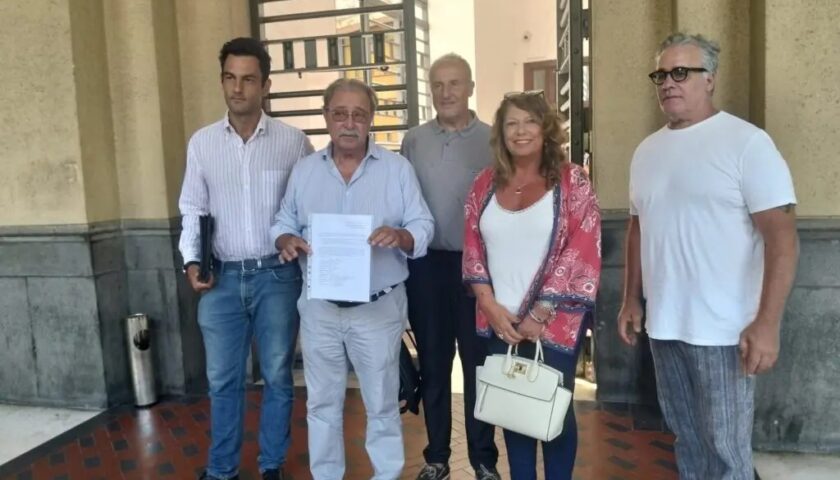 Caso Grand Hotel Salerno: l’opposizione formalizza richiesta di un Consiglio urgente