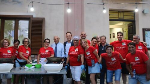 Piero De Luca (Pd) allaFesta de l’Unità di Santa Caterina dello Ionio: “Il centrosinistra costruisca un’alternativa credibile al governo”