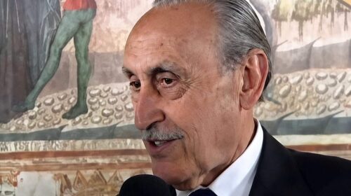 Morte Michele Pinto, Ugo  Carpinelli: “L’assenza del gonfalone del comune di Giffoni Valle Piana grave sgarbo istituzionale”