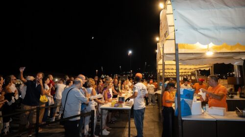 Salerno Pitti Pizza & Friends, il villaggio è pronto: da domani sei giorni di pizza, musica e spettacolo a Piazza della Libertà