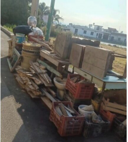 Scafati, ordinanza contro gli incivili: controlli rafforzati e multe per chi abbandona rifiuti