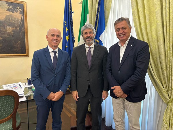 Ospedale Agropoli,  i sindaci di Agropoli e Castellabate incontrano Fico