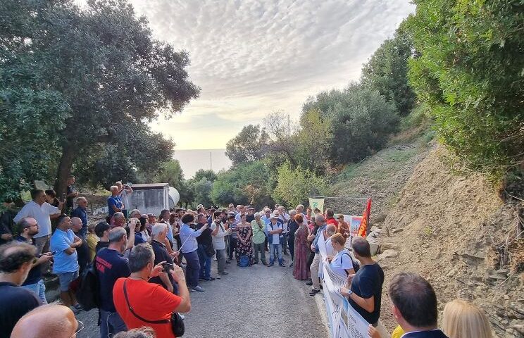 Vigilia del 5 settembre, la Fondazione Vassallo: “Basta passerelle, il luogo dell’assassinio di Angelo è nel degrado”