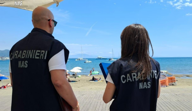 Bilancio estate Carabinieri del Nas nelle zone turistiche: 27 attività sospese e sanzioni per 3,5 milioni