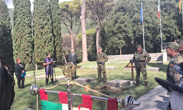 A Cassino, sepolti i due soldati tedeschi ritrovati sulle colline di Salerno