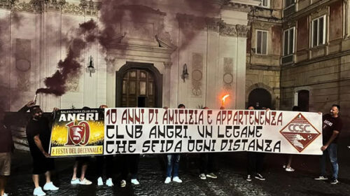 Salernitana, il club dei tifosi di Angri festeggia in piazza Annunziata i 10 anni dalla nascita