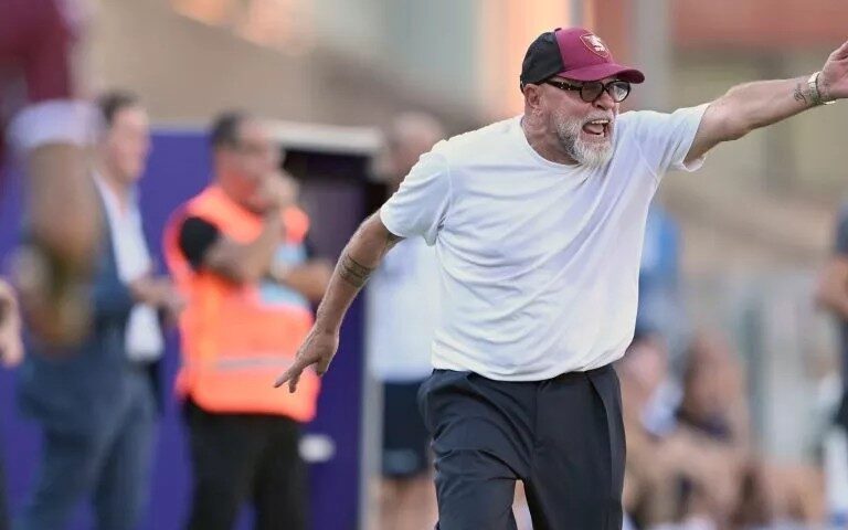 Salernitana, Cosmi amaro: “Il primo tempo doveva chiudersi almeno con due reti di vantaggio”