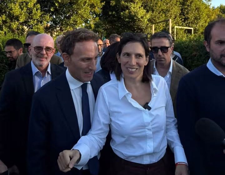 La promessa da Portici di Piero De Luca (Pd): “Quando saremo al Governo non vi lasceremo più”