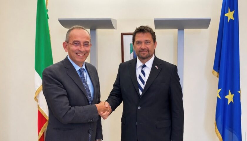 Salerno, il prefetto Esposito riceve il console generale degli Stati Uniti d’America
