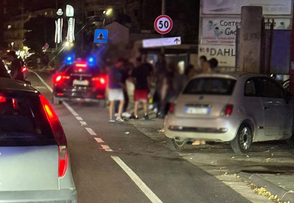 Pontecagnano, scontro tra auto e moto in via Vespucci: ferito un 26enne in ospedale