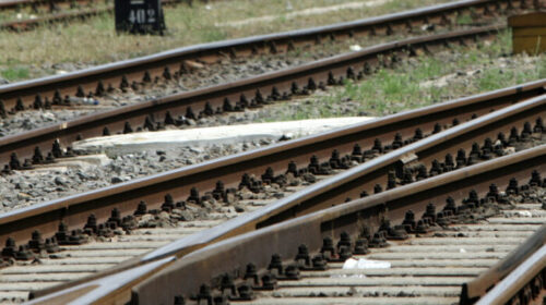 Ordigno bellico rinvenuto sulla tratta ferroviaria nei pressi di Pontecagnano Faiano Ordigno bellico rinvenuto sulla tratta ferroviaria nei pressi di Pontecagnano Faiano