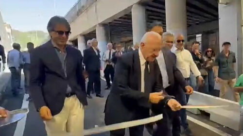 Salerno, inaugurato da De Luca il tunnel intitolato a Roberto Racinaro Salerno, inaugurato da De Luca il tunnel intitolato a Roberto Racinaro