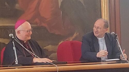 Nomina Papale per monsignor Alfonso Raimo, il Vescovo Bellandi: eccellenza e lustro per la nostra Chiesa diocesana Nomina Papale per monsignor Alfonso Raimo, il Vescovo Bellandi: eccellenza e lustro per la nostra Chiesa diocesana