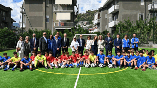 Salerno, inaugurato al liceo De Sanctis nuovo impianto sportivo polivalente Salerno, inaugurato al liceo De Sanctis nuovo impianto sportivo polivalente