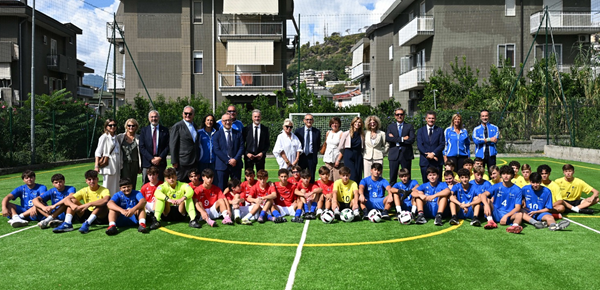 Salerno, inaugurato al liceo De Sanctis nuovo impianto sportivo polivalente