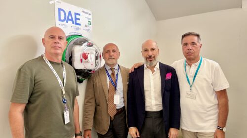 Sicurezza sul lavoro, Ugl e FiberCop portano un defibrillatore nella sede salernitana di via Mauri Sicurezza sul lavoro, Ugl e FiberCop portano un defibrillatore nella sede salernitana di via Mauri