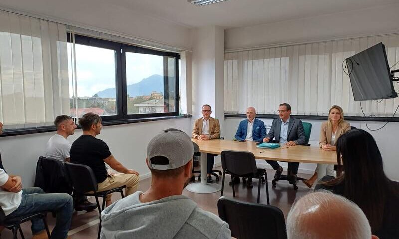 Crisi plastica riciclata, Ecoambiente Salerno: “Serve un intervento immediato per evitare conseguenze sui territori”