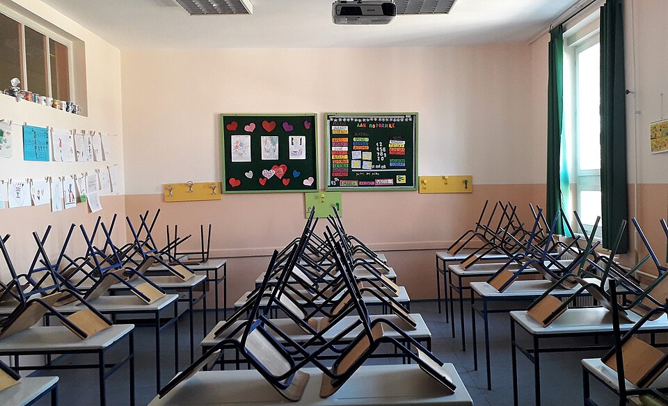 Scuola, emergenza caldo e West Nile: Casa Riformista a Fico e Morniroli: “Valutare misure straordinarie e Ddl temporanea per tutelare gli studenti”