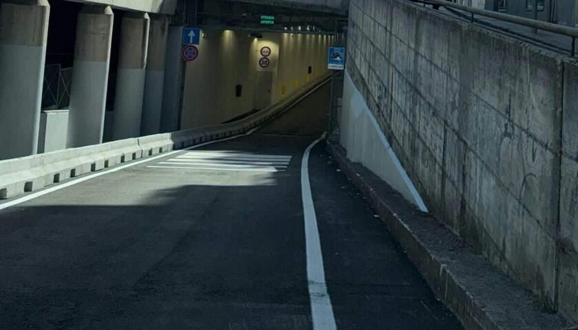 Salerno,nuovo sottopasso del Trincerone: “Troppo stretto e pericoloso, si abbassi il limite a 30 km/h”