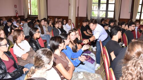 Aci Salerno parla di mobilità sicura agli studenti Aci Salerno parla di mobilità sicura agli studenti