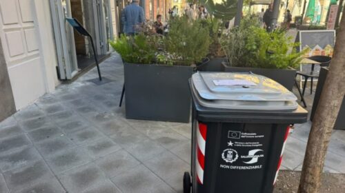 Salerno, al via la consegna di carrellati smart sul corso Vittorio Emanuela Salerno, al via la consegna di carrellati smart sul corso Vittorio Emanuela