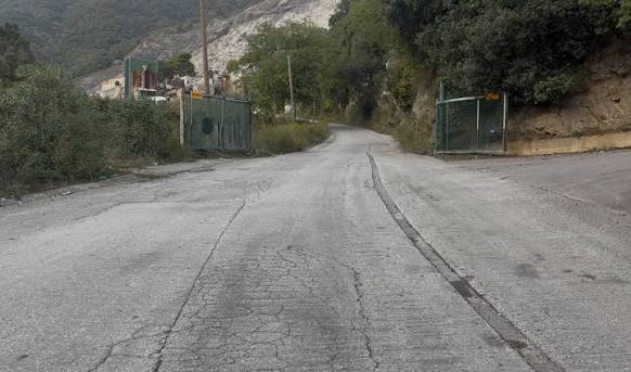 Tragedia sul lavoro a Salerno: operaio di 57 anni muore travolto da un muletto nelle cave di Cernicchiara