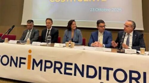 Confimprenditori sceglie Salerno, inaugurata la nuova sede: Luisa Rosa presidente Confimprenditori sceglie Salerno, inaugurata la nuova sede: Luisa Rosa presidente