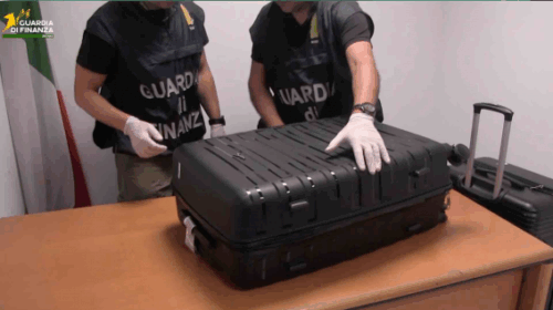 Maxi-operazione antidroga a Fiumicino: carico destinato anche nel Salernitano