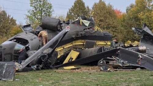 Cade elicottero militare italiano in Bosnia: muore il salernitano Simone Ruggia Cade elicottero militare italiano in Bosnia: muore il salernitano Simone Ruggia
