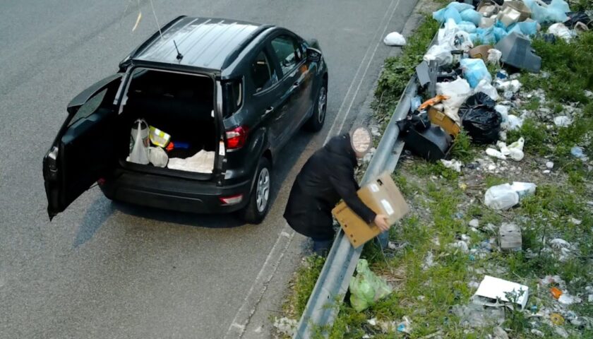 Scafati, foto trappole per combattere il fenomeno degli abbandoni indiscriminati di rifiuti