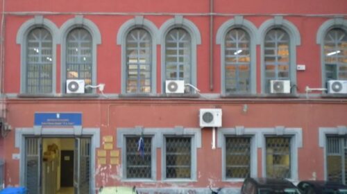 Sarno, ladri nel liceo De Caro: portati via 10 computer