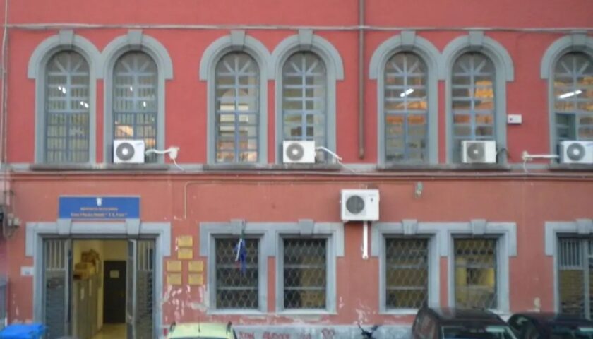 Sarno, ladri nel liceo De Caro: portati via 10 computer