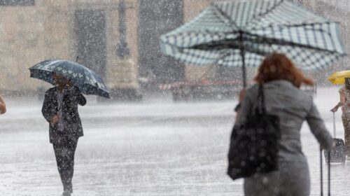 Allerta meteo gialla per temporali su parte della Campania Allerta meteo gialla per temporali su parte della Campania