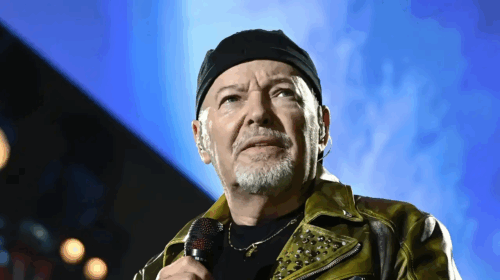 Da “Marea”  alla laurea honoris causa a Salerno: Vasco Rossi diventa professore