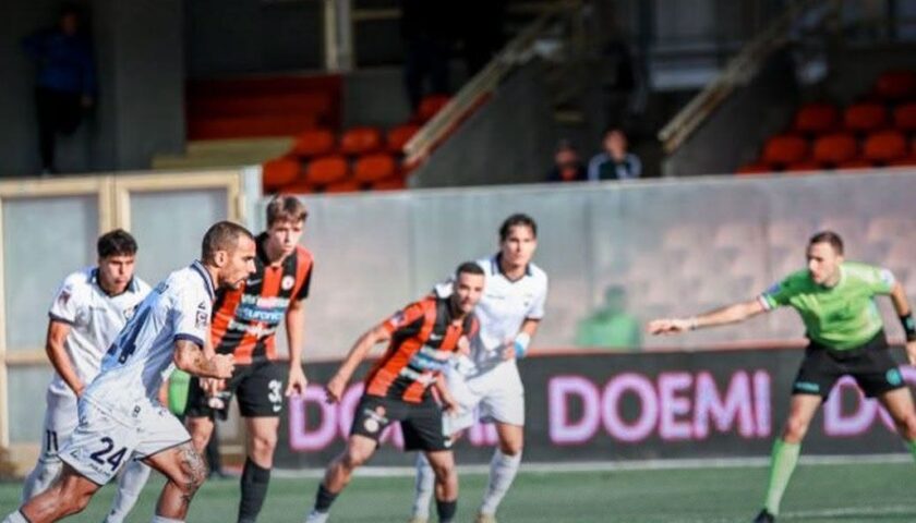 Ravesio trascina il Foggia, Cavese sconfitta allo Zaccheria nel finale