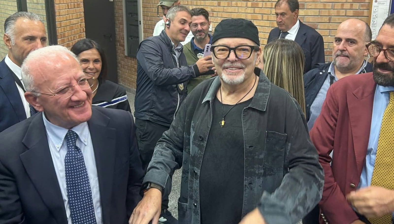 Salerno, Dottorato a Vasco Rossi. De Luca: Un grande e sensibile artista
