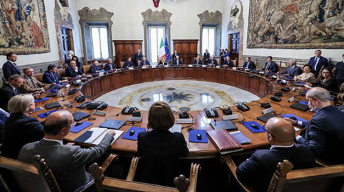 Governo, via libera dal Cdm: 156 milioni per Autotrasportatori e pesca Governo, via libera dal Cdm: 156 milioni per Autotrasportatori e pesca