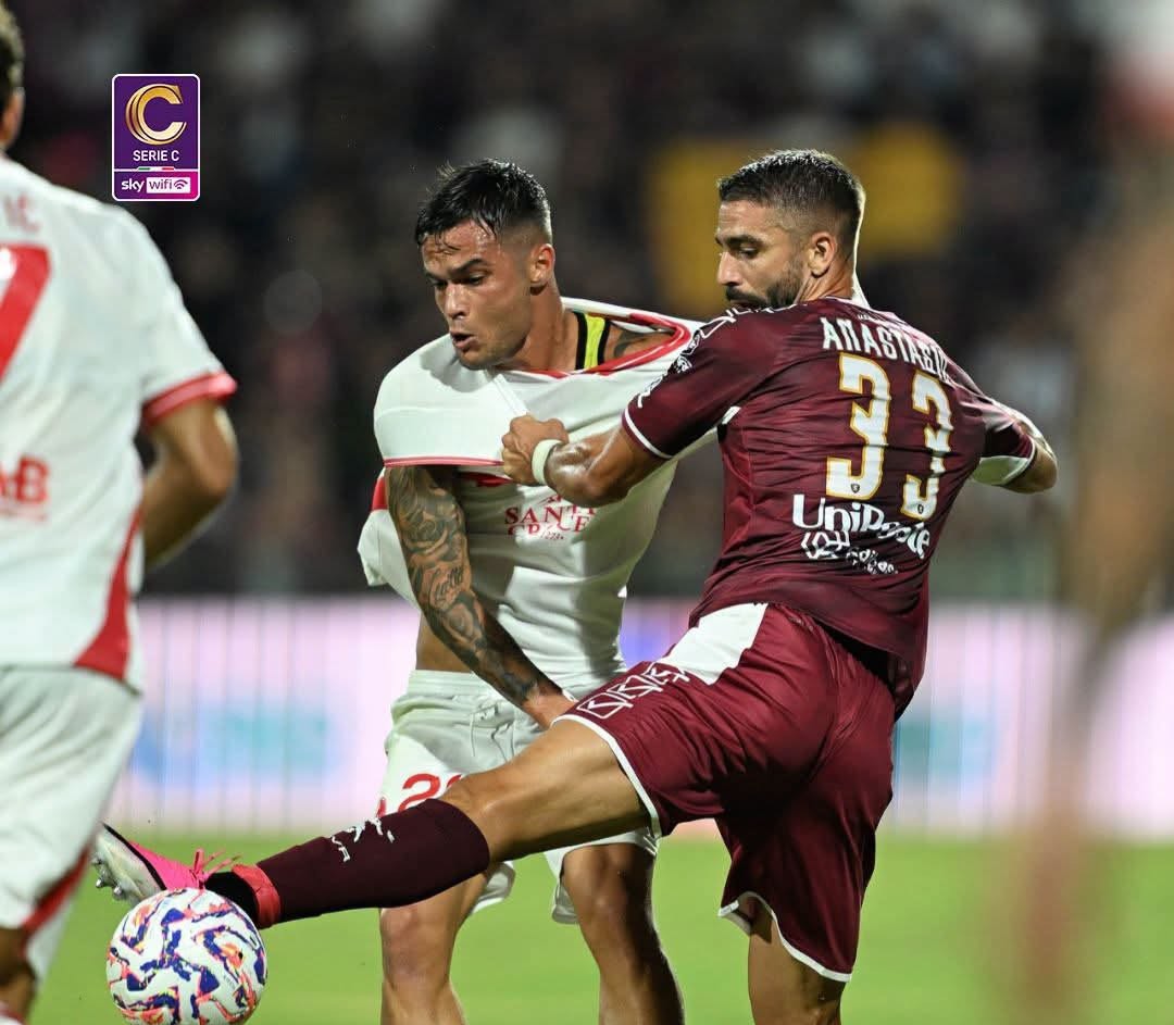 Salernitana, Lescano e Djamanca ribaltano il Bari: Arechi in visibilio