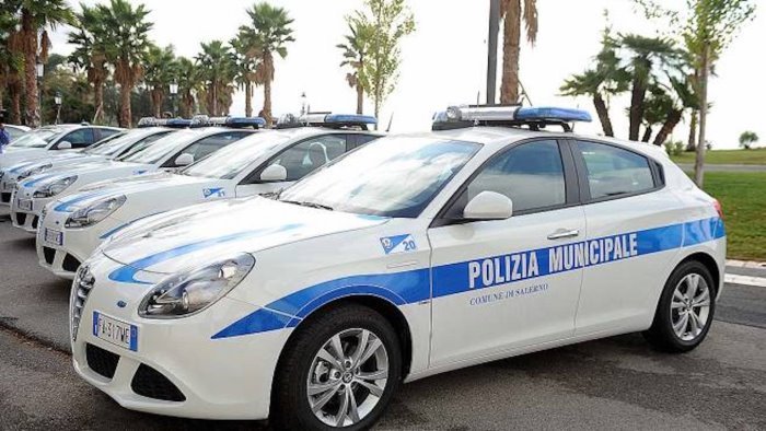 Strasalerno e crocieristi, domenica di super lavoro per la Polizia Municipale