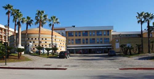 Salerno, l’arcivescovo Bellandi: il seminario di Pontecagnano non è in vendita Salerno, l’arcivescovo Bellandi: il seminario di Pontecagnano non è in vendita