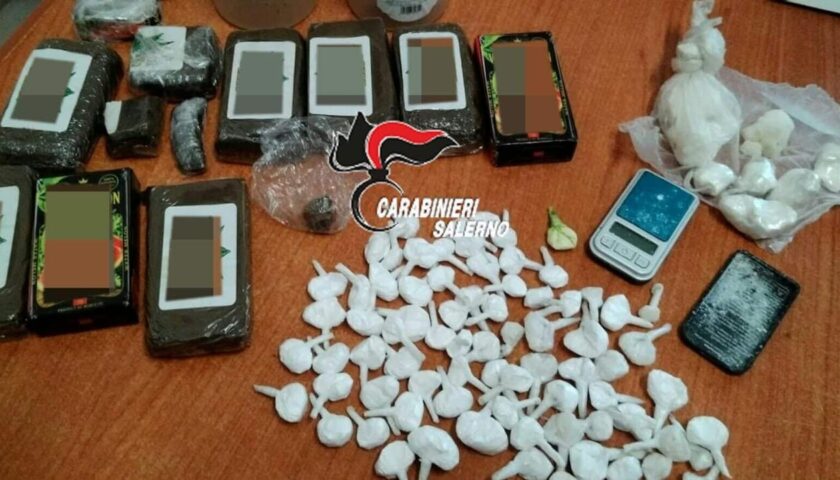Hashish, crack e cocaina nascosti in uno zaino a Santa Cecilia di Eboli